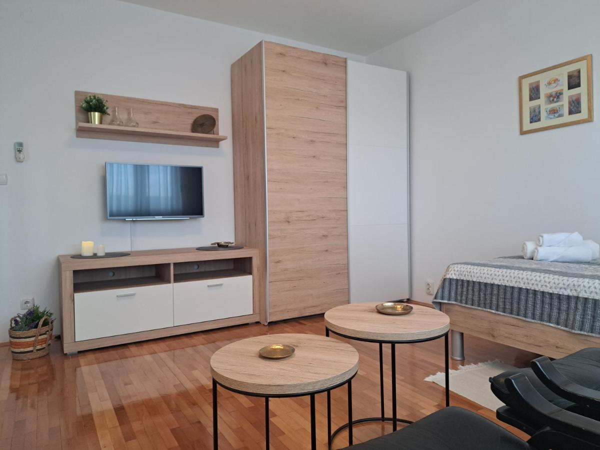 Apartman Dida Jakov Primošten Eksteriør billede